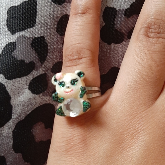 Ring - Picture 4 of 4